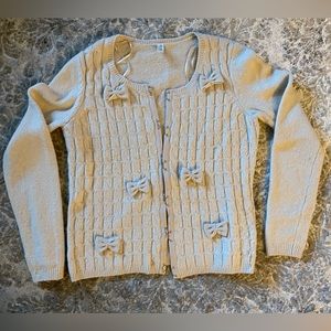 de.corp Esprit urban casual cream cardigan with bows hook and loop clasp size M